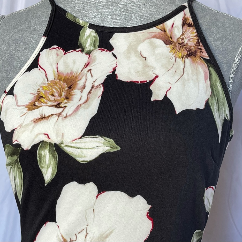 MONTEAU SLEEVELESS RACER BACK FLORAL DRESS - Picture 7 of 15